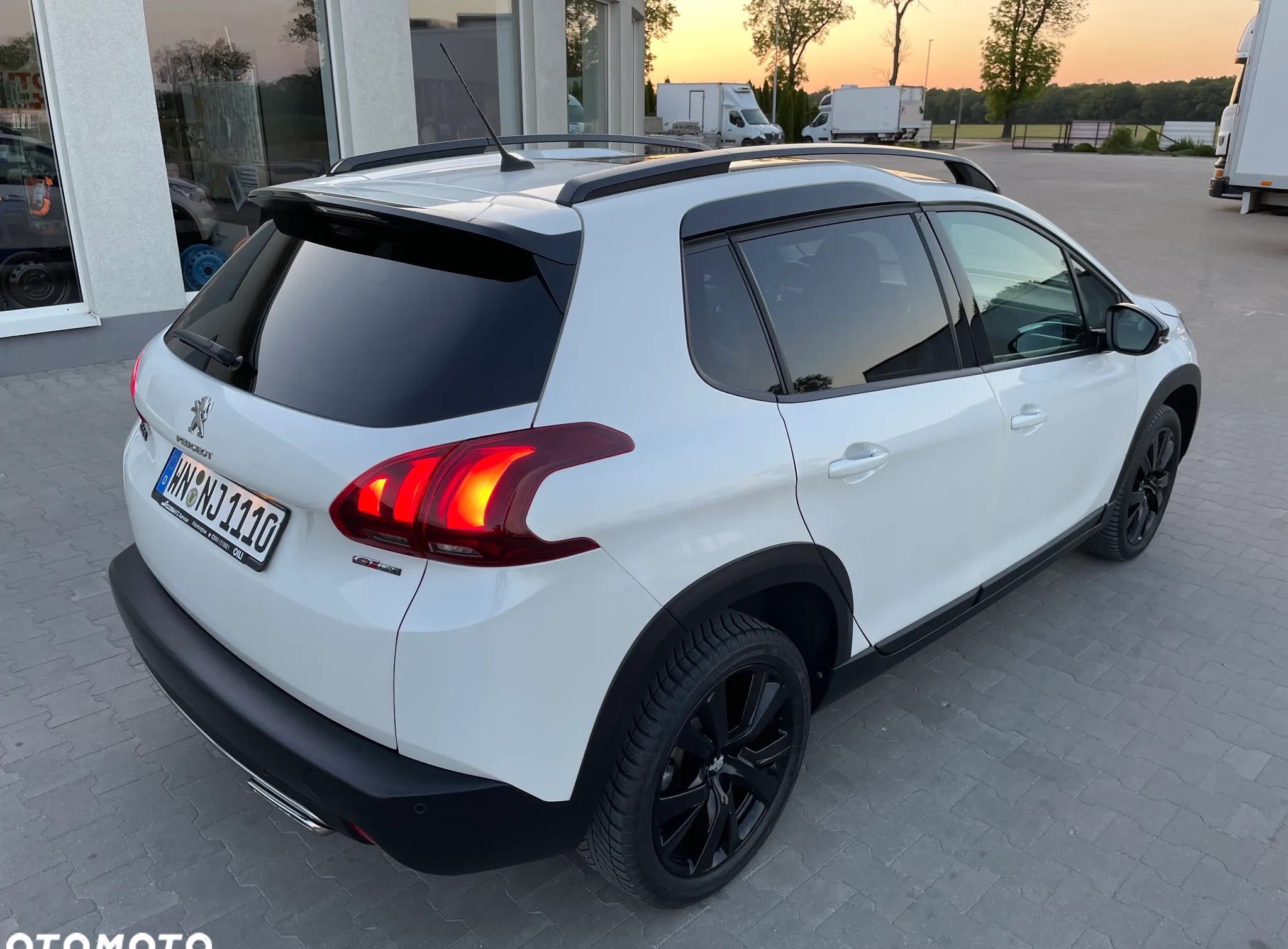 Peugeot 2008 cena 53900 przebieg: 40000, rok produkcji 2019 z Gostyń małe 326